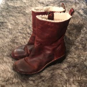 UGG Wedge Lined Boots